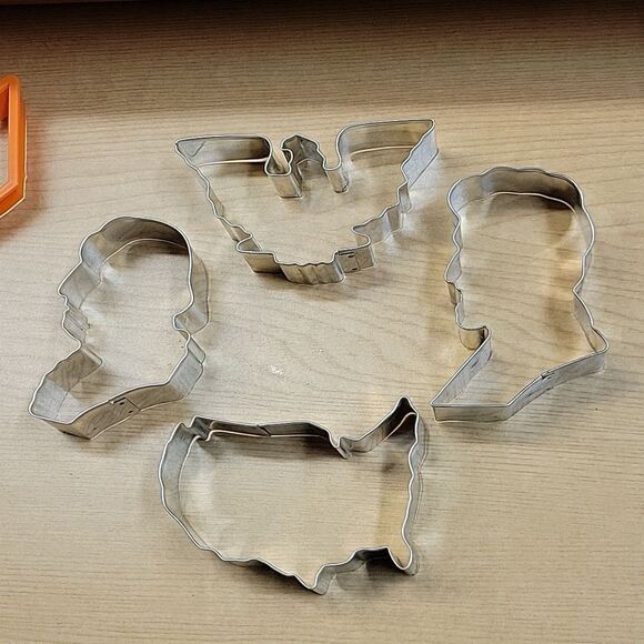 Vintage Patriotic Cookie Cutters Set of 4 Lincoln Washington Eagle USA - Picture 5 of 6